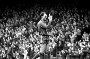 Liverpool v. Chelsea. May 1985 MF21-04-069 The final score was a four three