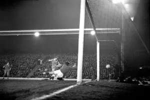 Liverpool v. Crystal Palace: Graham slams CallaghanIs low cross past diving keeper to