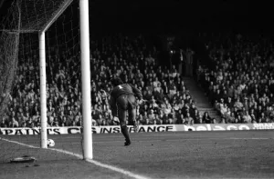 Liverpool v. Everton. October 1984 MF18-04-041 The final score was a one nil