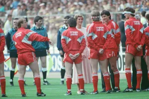 01500 Prints: Liverpool verses Wimbledon. FA Cup final at Wembley Stadium
