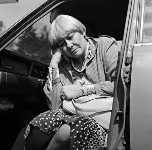 Liz Dawn - Coronation Street star Vera Duckworth - who now has no man in her life