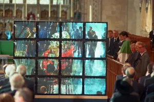 01109 Prints: Llandaff Cathedral, Princess Diana service and memorial. 6th September 1997