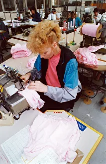 01385 Prints: Local factory, Meridian, on South Bank Road is beating the recession producing