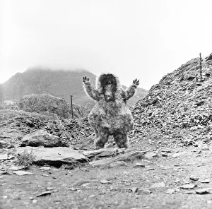On location filming Dr Who. Actor Patrick Troughton filming in Snowdonia with the Yeti