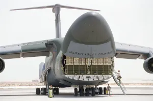 01424 Prints: Lockheed C-5 Galaxy, American military transport aircraft