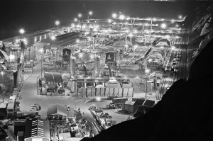 01517 Prints: Logistics depot at the base of Shakespeare Cliff during construction of the Channel