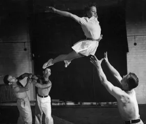 01466 Prints: London Fire Service Agility Team training during the Second world War. The Swallow