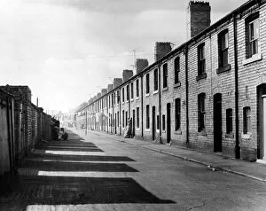 Accommodation Collection: Long rows of houses, Ashington. Circa 1961