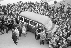 Warwick Prints: The long-waited 15-seater mini-bus for Warwick School got a warm reception from pupils