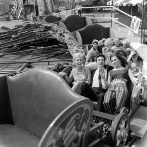 Lonnie Donegan May 1967 Stars at Battersea fun fair l-r Suzanna Leigh Lonnie