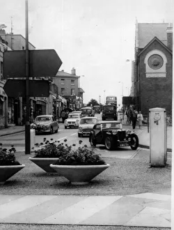 Looking up Tor Hill Road, Torquay in 1965 with the Masonic Lodge on the right