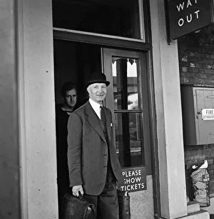Lord Denning at Whitchurch station to go to London to present his report into the Profumo