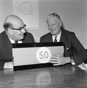 01325 Prints: Lord Fiske (left) and Sir Hugh Conway at the unveiling of the new fifty pence piece at a