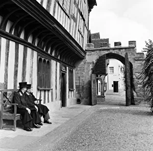 00573 Prints: Lord Leycester Hospital, a delightful and historic group of 14th century timber-framed