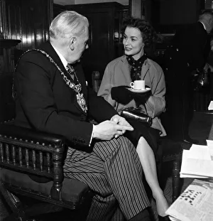 The Lord Mayor of Manchester (Alderman Douglas Gosling) meets Violet Pretty in Manchester