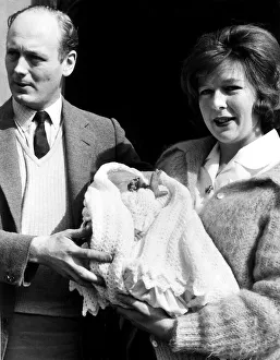 00369 Prints: Lord Montagu of Beaulieu with his wife March 1961 on arrival at the palace with their