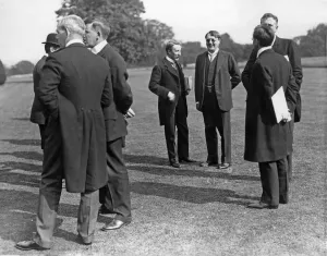 Suits Prints: Lord Northcliffe at a press conference held in the grounds of Sutton Place. Circa 1908