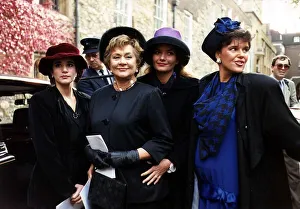 Lord Olivier actor whose memorial service was attended by Joan Plowright