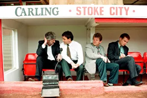 00330 Prints: Lou Macari back at the Victoria Ground to be manager of Stoke City for the second time