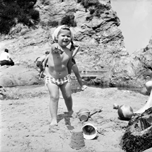 Lovely little Bronwen Harlow aged 3 of Nottingham on a Cornish holiday with her parents
