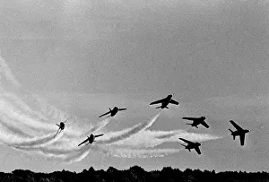 Low Level Flat. Bomb Burst'Raf Aerobatics team the red arrows
