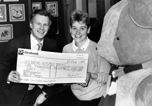 Bear Prints: Lowry Stanage, British Telecoms West Midlands General Manager presents £1