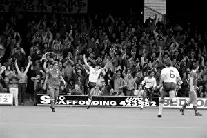 00260 Prints: Luton 4 v. Liverpool 1. Division One Football. October 1986 LF20-16-078