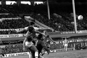00234 Prints: Luton Town 0 v. Liverpool 0. February 1984 MF14-09-029