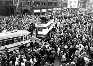 00240 Prints: Machester United FC May 1968 European Champions in an open topped bus