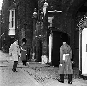 01418 Prints: Magician Fred Kaps who appeared before forty guests at St James Palace to celebrate