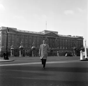 01418 Prints: Magician Fred Kaps who appeared before forty guests at St James Palace to celebrate