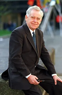 Magnus Magnusson TV presenter and Quizmasterof Mastermind