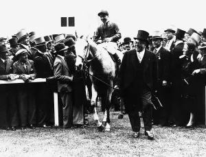 00168 Prints: Mahmoud with C Smirke wins Derby at Epsom 1936 led by Aga Khan
