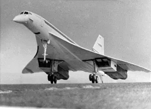 00038 Prints: Maiden Flight of Concorde 002, the British built prototype of the Angle-French supersonic