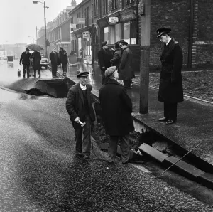 Sink Prints: On the main road from Manchester to Rochdale, forty feet of the road disappeared