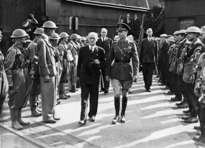 01435 Prints: His Majesty King George VI walks through guard of honour formed by ARP wardens during his