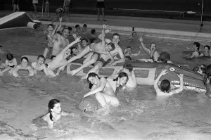 00628 Prints: Making a big splash at Huddersfield Sports Centre during a fun session with this