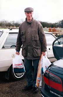 Sports Ikon Prints: Even managers like Jack Charlton have to do the more mundane things like shopping in