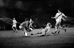 Manchester City 4 v. Crystal Palace 0. F. A Cup Football. January 1981 MF01-03-046