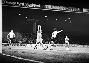 Manchester City 4 v. Swansea 0. November 1981 MF04-01-061