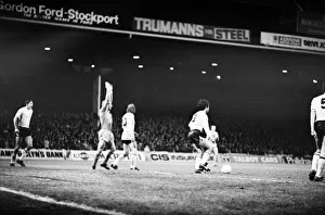 Manchester City 4 v. Swansea 0. November 1981 MF04-01-062