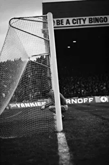 Manchester City 4 v. Swansea 0. November 1981 MF04-01-026