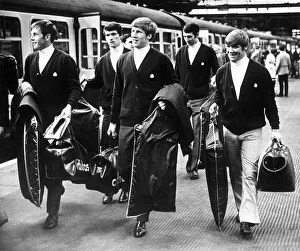 Manchester City players about to board the train at Picadilly station on their way to