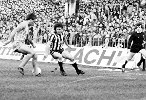 00234 Prints: Manchester City v. Newcastle. February 1984 MF14-11-012 The final score was a two one