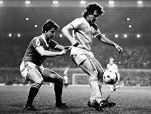 Images Dated 7th April 1982: Manchester United 0-3 Liverpool, league match at Old Trafford, Wednesday 7th April 1982