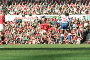 01497 Prints: Manchester United 2-0 QPR, FA Cup Quarter Final match action, Old Trafford