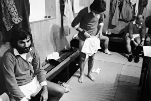 00387 Prints: Former Manchester United footballer George Best in reflective mood as he puts