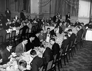 Hotels Prints: Manchester United hold their promotion dinner at the Midland Hotel. 27th July 1938