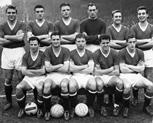 Manchester United pose for a team group photograph circa December 1957 Left to
