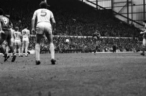 Manchester United v. Everton. March 1985 MF20-09-118 The final score was a one all